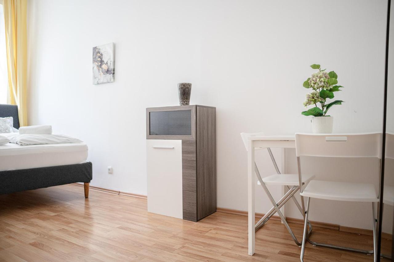 Central Belvedere 3Br Shared Apartment - 12 Min From City Center Viena Exterior foto